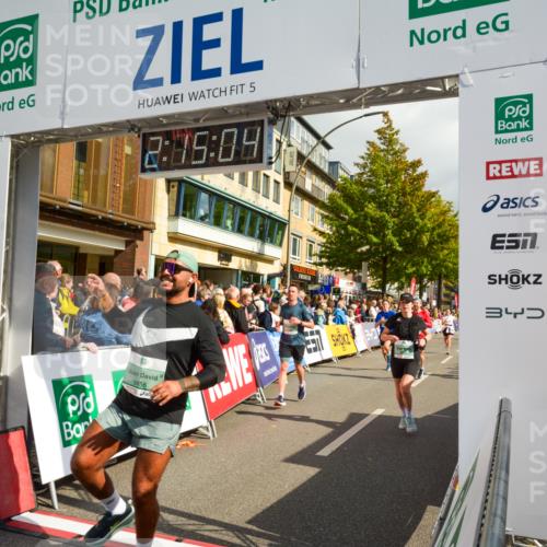 20.09.2026 - PSD Bank Halbmarathon LAZAROV Photography http://msf.ph/oto/10555514 20.09.2026 12:15:03 Ziel 1379, 1626, 1776, 1910, 2116, 2348, 2523, 2634, 2655, 2700, 2861, 3056, 3118, 3282, 3403, 3456, 3470, 3723, 4079 meine-sportfotos.de