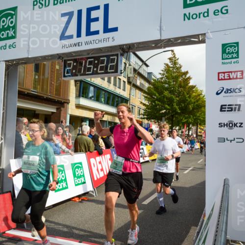20.09.2026 - PSD Bank Halbmarathon LAZAROV Photography http://msf.ph/oto/10555560 20.09.2026 12:15:21 Ziel 1069, 1516, 1529, 1769, 2288, 2303, 2761, 2800, 2831, 2861, 3031, 3056, 3553, 3723, 3815, 4473, 4474, 4475, 4677 meine-sportfotos.de