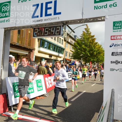 20.09.2026 - PSD Bank Halbmarathon LAZAROV Photography http://msf.ph/oto/10555623 20.09.2026 12:15:42 Ziel 1084, 1132, 1357, 2315, 2576, 3010, 3011, 3101, 3202, 3276, 3277, 3367, 4381, 4382 meine-sportfotos.de