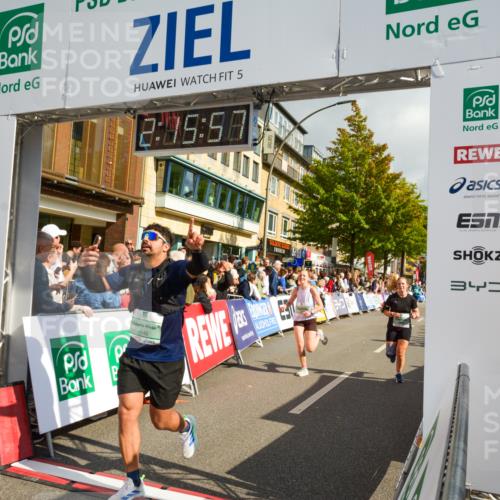 20.09.2026 - PSD Bank Halbmarathon LAZAROV Photography http://msf.ph/oto/10555672 20.09.2026 12:15:56 Ziel 1201, 1992, 2316, 2576, 2989, 4381, 4382, 4536, 4548, 4606 meine-sportfotos.de