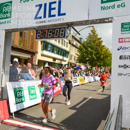 20.09.2026 - PSD Bank Halbmarathon LAZAROV Photography http://msf.ph/oto/10555690 20.09.2026 12:16:07 Ziel 1992, 2989, 3850, 4536, 4592, 4782 meine-sportfotos.de