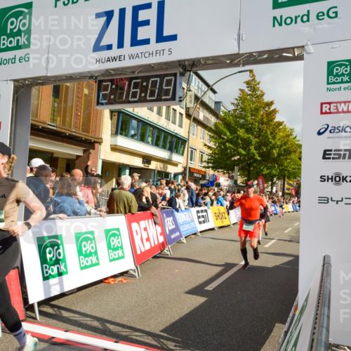 20.09.2026 - PSD Bank Halbmarathon LAZAROV Photography http://msf.ph/oto/10555694 20.09.2026 12:16:08 Ziel 1992, 2989, 3850, 4536, 4592, 4782 meine-sportfotos.de