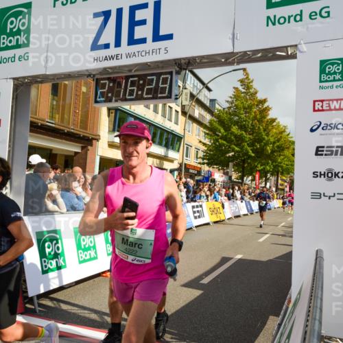 20.09.2026 - PSD Bank Halbmarathon LAZAROV Photography http://msf.ph/oto/10555750 20.09.2026 12:16:29 Ziel 1611, 1649, 1971, 2070, 2114, 2792, 3248, 3318, 3911, 4090, 4221, 4222, 4619 meine-sportfotos.de