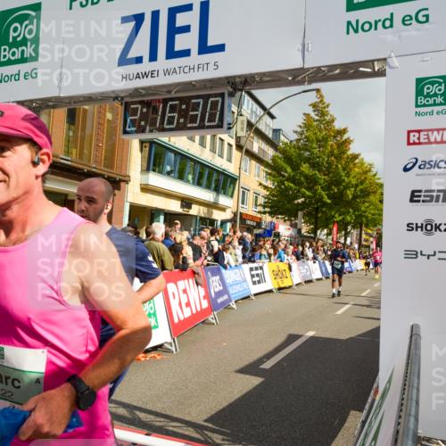 20.09.2026 - PSD Bank Halbmarathon LAZAROV Photography http://msf.ph/oto/10555752 20.09.2026 12:16:29 Ziel 1611, 1649, 1971, 2070, 2114, 2792, 3248, 3318, 3911, 4090, 4221, 4222, 4619 meine-sportfotos.de