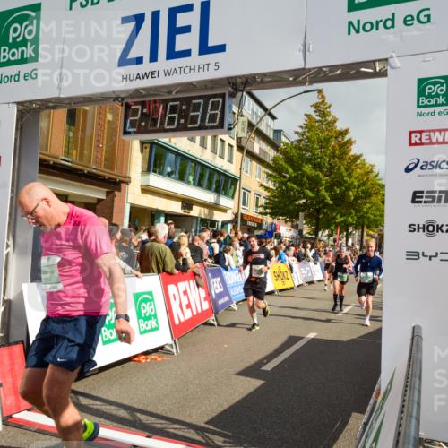 20.09.2026 - PSD Bank Halbmarathon LAZAROV Photography http://msf.ph/oto/10555763 20.09.2026 12:16:37 Ziel 1611, 1649, 1971, 2070, 2114, 2574, 2646, 2792, 3274, 3318, 3719, 3911 meine-sportfotos.de