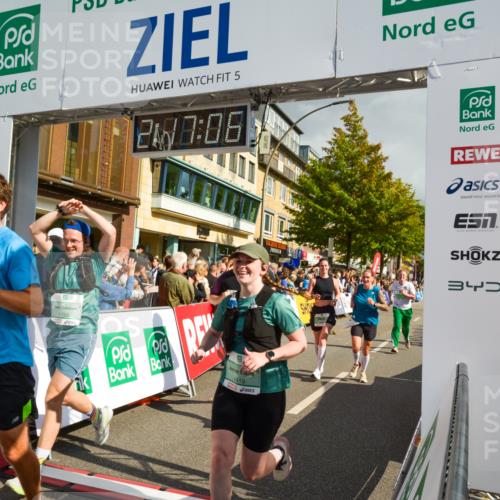 20.09.2026 - PSD Bank Halbmarathon LAZAROV Photography http://msf.ph/oto/10555861 20.09.2026 12:17:05 Ziel 1562, 1759, 1988, 2006, 2117, 2248, 2325, 3000, 3231, 4059, 4211, 4419, 4477 meine-sportfotos.de