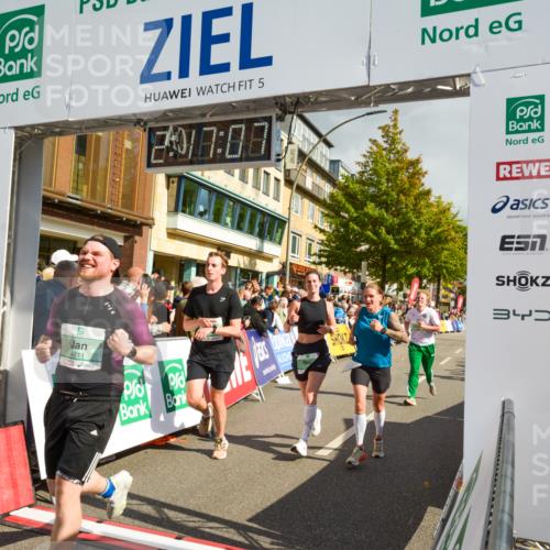 20.09.2026 - PSD Bank Halbmarathon LAZAROV Photography http://msf.ph/oto/10555863 20.09.2026 12:17:06 Ziel 1562, 1759, 1988, 2006, 2117, 2248, 2325, 3000, 3231, 4059, 4211, 4419, 4477 meine-sportfotos.de