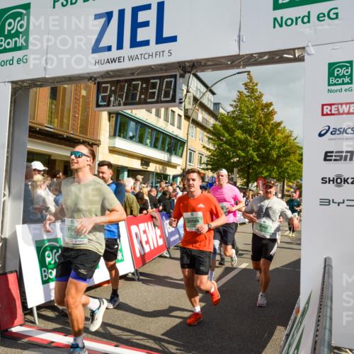 20.09.2026 - PSD Bank Halbmarathon LAZAROV Photography http://msf.ph/oto/10555913 20.09.2026 12:17:29 Ziel 1475, 1603, 1731, 2062, 2199, 2236, 2284, 2391, 2795, 2901, 3013, 3233, 3684, 4088, 4256, 4771 meine-sportfotos.de