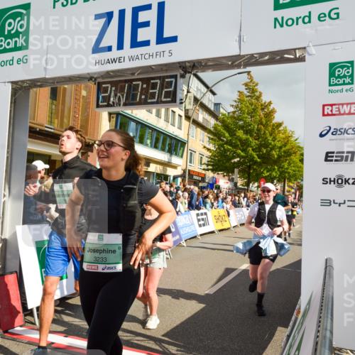 20.09.2026 - PSD Bank Halbmarathon LAZAROV Photography http://msf.ph/oto/10555923 20.09.2026 12:17:32 Ziel 1475, 1603, 1731, 2062, 2199, 2236, 2284, 2391, 2555, 2795, 2901, 3013, 3233, 3502, 3684, 4051, 4088, 4256, 4258, 4771 meine-sportfotos.de