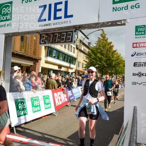 20.09.2026 - PSD Bank Halbmarathon LAZAROV Photography http://msf.ph/oto/10555926 20.09.2026 12:17:32 Ziel 1475, 1603, 1731, 2062, 2199, 2236, 2284, 2391, 2555, 2795, 2901, 3013, 3233, 3502, 3684, 4051, 4088, 4256, 4258, 4771 meine-sportfotos.de
