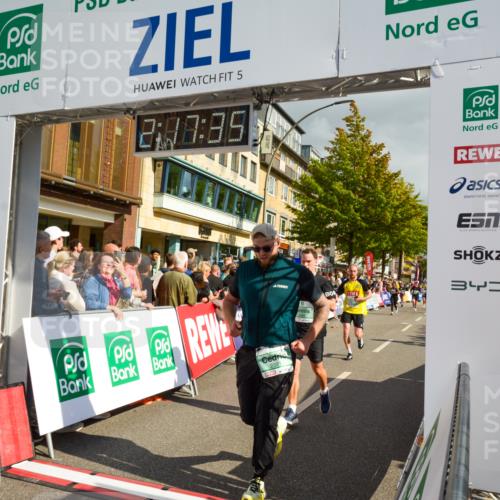 20.09.2026 - PSD Bank Halbmarathon LAZAROV Photography http://msf.ph/oto/10555933 20.09.2026 12:17:34 Ziel 1475, 1603, 1731, 2062, 2199, 2236, 2284, 2391, 2555, 2795, 2901, 3013, 3086, 3162, 3233, 3347, 3502, 3684, 4051, 4088, 4256, 4258, 4771 meine-sportfotos.de