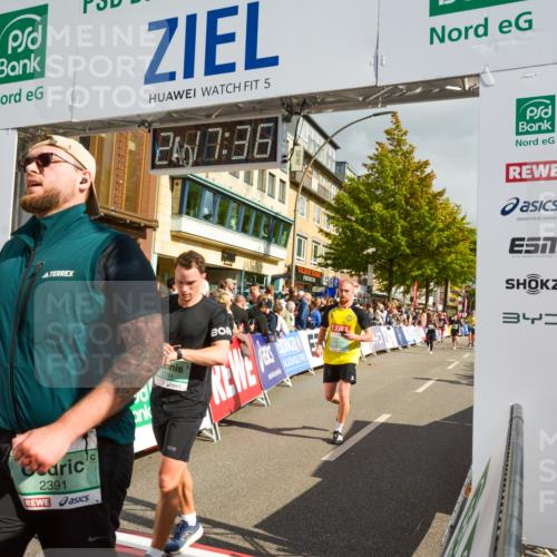 20.09.2026 - PSD Bank Halbmarathon LAZAROV Photography http://msf.ph/oto/10555936 20.09.2026 12:17:36 Ziel 1256, 1475, 1603, 1731, 2005, 2199, 2236, 2284, 2391, 2555, 2795, 2901, 3013, 3086, 3162, 3233, 3347, 3502, 3684, 3703, 4051, 4088, 4258, 4771 meine-sportfotos.de