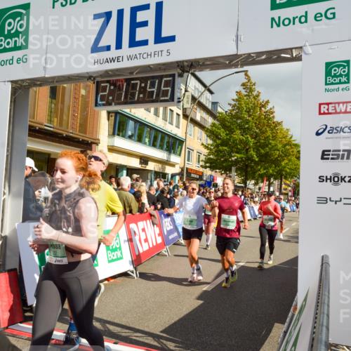 20.09.2026 - PSD Bank Halbmarathon LAZAROV Photography http://msf.ph/oto/10555967 20.09.2026 12:17:45 Ziel 1256, 1731, 2005, 2555, 3086, 3162, 3347, 3502, 3703, 3794, 3905, 4051, 4258 meine-sportfotos.de
