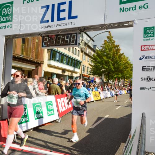 20.09.2026 - PSD Bank Halbmarathon LAZAROV Photography http://msf.ph/oto/10555975 20.09.2026 12:17:48 Ziel 1256, 1352, 1613, 1868, 2005, 2555, 3086, 3162, 3347, 3502, 3703, 3794, 3905, 4051, 4258 meine-sportfotos.de