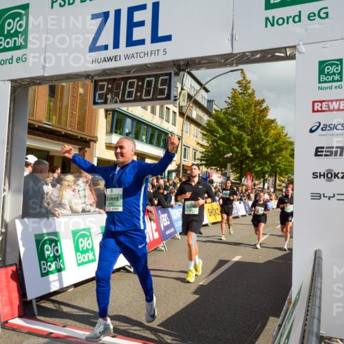 20.09.2026 - PSD Bank Halbmarathon LAZAROV Photography http://msf.ph/oto/10555998 20.09.2026 12:18:05 Ziel 1613, 1868, 2435, 2653, 3258, 3331, 3463, 4082, 4171, 4300, 4582 meine-sportfotos.de