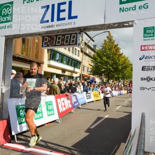 20.09.2026 - PSD Bank Halbmarathon LAZAROV Photography http://msf.ph/oto/10556012 20.09.2026 12:18:08 Ziel 2435, 2653, 3258, 3331, 3361, 3463, 4082, 4171, 4300, 4582 meine-sportfotos.de