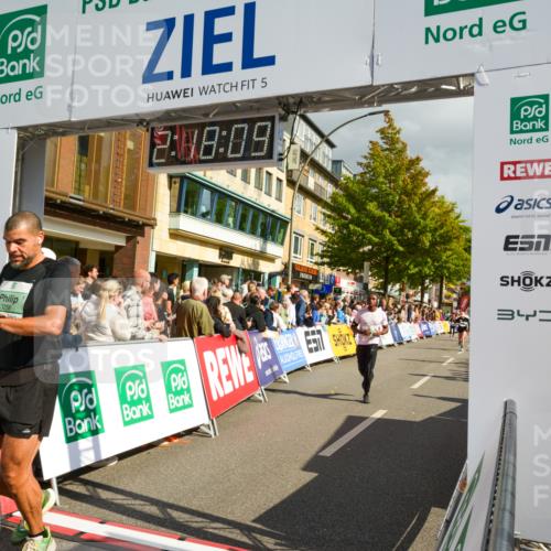 20.09.2026 - PSD Bank Halbmarathon LAZAROV Photography http://msf.ph/oto/10556014 20.09.2026 12:18:08 Ziel 2435, 2653, 3258, 3331, 3361, 3463, 4082, 4171, 4300, 4582 meine-sportfotos.de