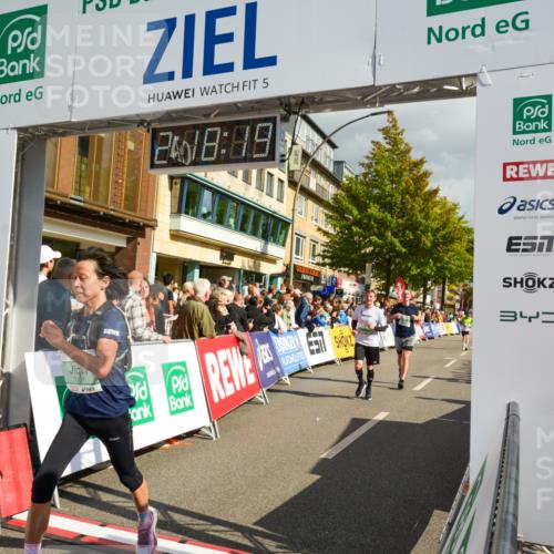 20.09.2026 - PSD Bank Halbmarathon LAZAROV Photography http://msf.ph/oto/10556041 20.09.2026 12:18:18 Ziel 2032, 3152, 3331, 3361, 3463, 4049, 4300, 4370, 4630 meine-sportfotos.de