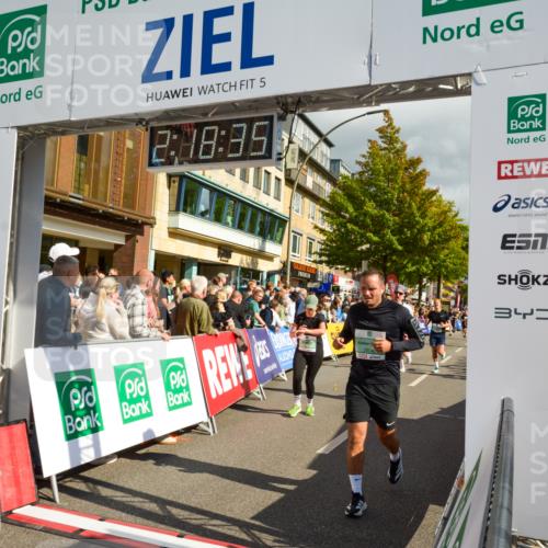 20.09.2026 - PSD Bank Halbmarathon LAZAROV Photography http://msf.ph/oto/10556098 20.09.2026 12:18:34 Ziel 1011, 1270, 1424, 1425, 1998, 2032, 2121, 2137, 2413, 2628, 2867, 3084, 3409, 3540, 3597, 3616, 3806, 3875, 4049, 4159 meine-sportfotos.de