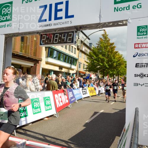 20.09.2026 - PSD Bank Halbmarathon LAZAROV Photography http://msf.ph/oto/10556118 20.09.2026 12:18:42 Ziel 1223, 1270, 1424, 1425, 1694, 1998, 2121, 2137, 2413, 2867, 2912, 3084, 3409, 3540, 3597, 3616, 3736, 3875 meine-sportfotos.de