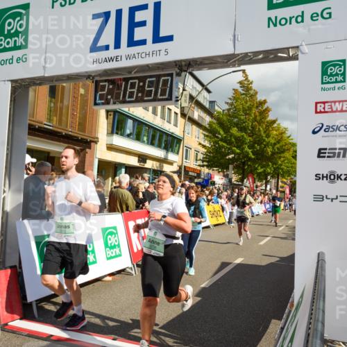 20.09.2026 - PSD Bank Halbmarathon LAZAROV Photography http://msf.ph/oto/10556132 20.09.2026 12:18:50 Ziel 1223, 1424, 1425, 1694, 1998, 2137, 2812, 2912, 2936, 3082, 3252, 3597, 3616, 3637, 3736, 4693 meine-sportfotos.de