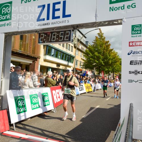 20.09.2026 - PSD Bank Halbmarathon LAZAROV Photography http://msf.ph/oto/10556144 20.09.2026 12:18:52 Ziel 1223, 1489, 1694, 1998, 2772, 2812, 2912, 2936, 3082, 3252, 3384, 3597, 3616, 3637, 3736, 4693 meine-sportfotos.de