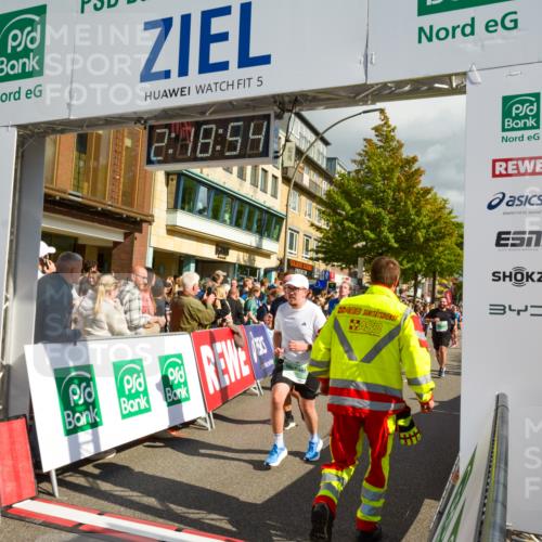 20.09.2026 - PSD Bank Halbmarathon LAZAROV Photography http://msf.ph/oto/10556153 20.09.2026 12:18:54 Ziel 1223, 1489, 1694, 2772, 2812, 2912, 2936, 3082, 3252, 3384, 3637, 3736, 3763, 4693 meine-sportfotos.de
