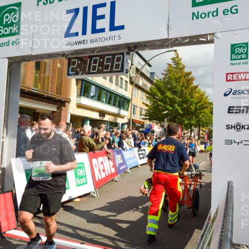 20.09.2026 - PSD Bank Halbmarathon LAZAROV Photography http://msf.ph/oto/10556168 20.09.2026 12:18:57 Ziel 1223, 1489, 1694, 2772, 2812, 2876, 2911, 2936, 3082, 3252, 3384, 3637, 3763, 4086, 4693 meine-sportfotos.de