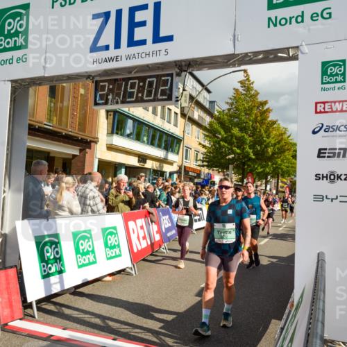20.09.2026 - PSD Bank Halbmarathon LAZAROV Photography http://msf.ph/oto/10556175 20.09.2026 12:19:02 Ziel 1283, 1489, 2772, 2812, 2876, 2911, 2936, 3290, 3384, 3637, 3763, 4086, 4338, 4693 meine-sportfotos.de