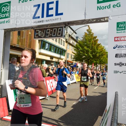 20.09.2026 - PSD Bank Halbmarathon LAZAROV Photography http://msf.ph/oto/10556195 20.09.2026 12:19:07 Ziel 1283, 1489, 1997, 2312, 2772, 2812, 2876, 2911, 3290, 3357, 3384, 3637, 3717, 3720, 3763, 4086, 4338 meine-sportfotos.de