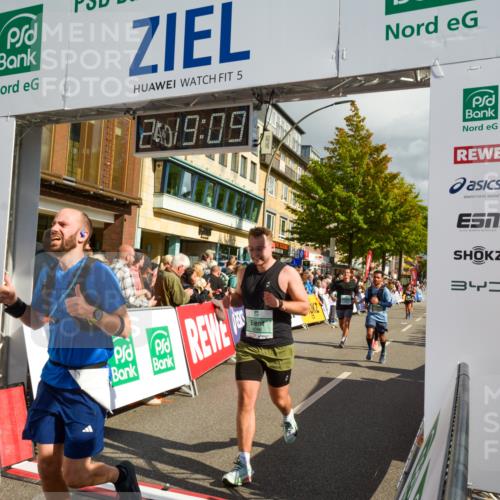 20.09.2026 - PSD Bank Halbmarathon LAZAROV Photography http://msf.ph/oto/10556198 20.09.2026 12:19:08 Ziel 1283, 1489, 1997, 2312, 2772, 2812, 2876, 2911, 3290, 3357, 3384, 3717, 3720, 3763, 4086, 4338 meine-sportfotos.de