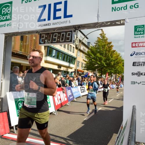 20.09.2026 - PSD Bank Halbmarathon LAZAROV Photography http://msf.ph/oto/10556202 20.09.2026 12:19:09 Ziel 1283, 1489, 1997, 2312, 2772, 2876, 2911, 3290, 3357, 3384, 3717, 3720, 3763, 4086, 4338 meine-sportfotos.de