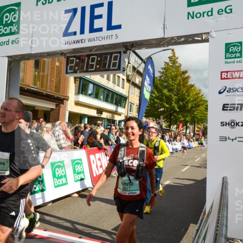 20.09.2026 - PSD Bank Halbmarathon LAZAROV Photography http://msf.ph/oto/10556223 20.09.2026 12:19:18 Ziel 1276, 1461, 1997, 2312, 2513, 2921, 3357, 3717, 3720, 4383, 4682 meine-sportfotos.de
