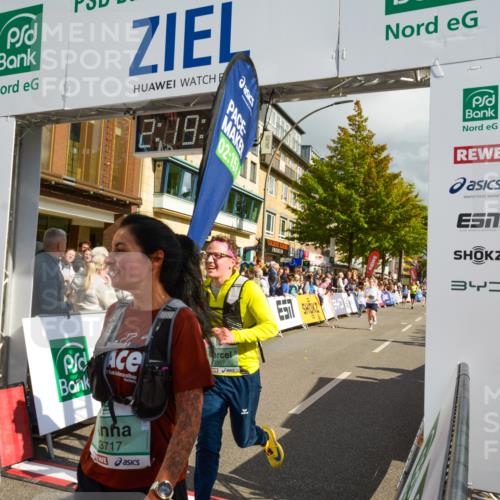 20.09.2026 - PSD Bank Halbmarathon LAZAROV Photography http://msf.ph/oto/10556227 20.09.2026 12:19:18 Ziel 1276, 1461, 1997, 2312, 2513, 2921, 3357, 3717, 3720, 4383, 4682 meine-sportfotos.de