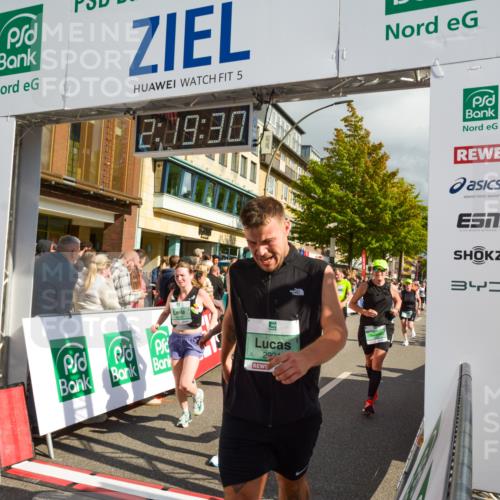 20.09.2026 - PSD Bank Halbmarathon LAZAROV Photography http://msf.ph/oto/10556242 20.09.2026 12:19:29 Ziel 1351, 1461, 1877, 2214, 2242, 2513, 2921, 3581, 3974, 4033, 4383, 4682, 4726 meine-sportfotos.de