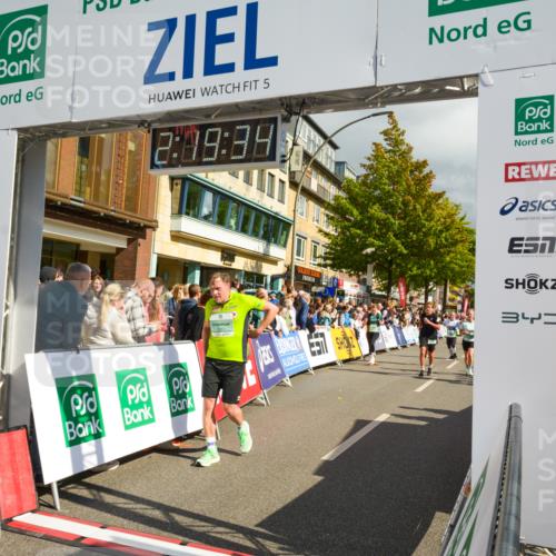 20.09.2026 - PSD Bank Halbmarathon LAZAROV Photography http://msf.ph/oto/10556256 20.09.2026 12:19:33 Ziel 1351, 1461, 1877, 2214, 2242, 2513, 2921, 3581, 3974, 4033, 4383, 4682, 4726, 4732 meine-sportfotos.de