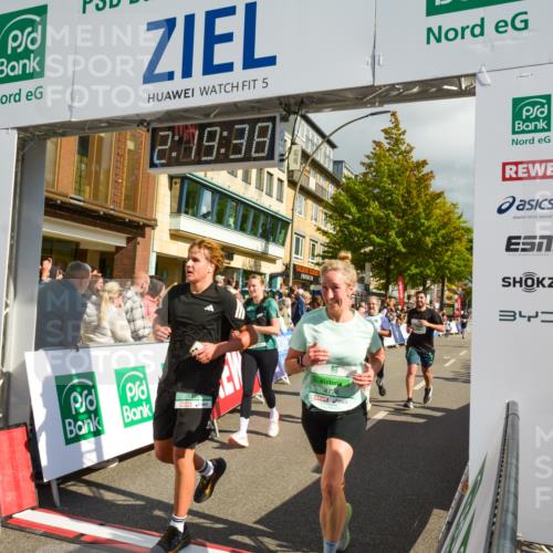 20.09.2026 - PSD Bank Halbmarathon LAZAROV Photography http://msf.ph/oto/10556264 20.09.2026 12:19:37 Ziel 1351, 1877, 2214, 2242, 3581, 3974, 4033, 4726, 4732 meine-sportfotos.de