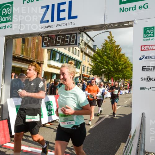 20.09.2026 - PSD Bank Halbmarathon LAZAROV Photography http://msf.ph/oto/10556266 20.09.2026 12:19:38 Ziel 1351, 1877, 2214, 2242, 3581, 3974, 4033, 4726, 4732 meine-sportfotos.de