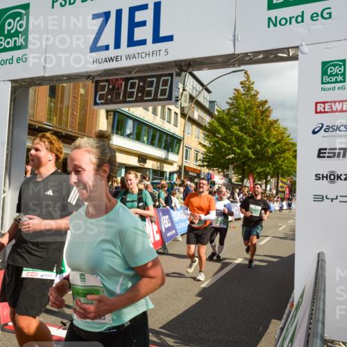 20.09.2026 - PSD Bank Halbmarathon LAZAROV Photography http://msf.ph/oto/10556267 20.09.2026 12:19:38 Ziel 1351, 1877, 2214, 2242, 3581, 3974, 4033, 4726, 4732 meine-sportfotos.de