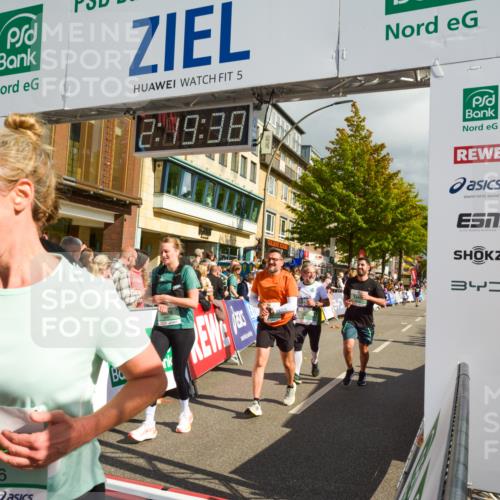 20.09.2026 - PSD Bank Halbmarathon LAZAROV Photography http://msf.ph/oto/10556268 20.09.2026 12:19:38 Ziel 1351, 1877, 2214, 2242, 3581, 3974, 4033, 4726, 4732 meine-sportfotos.de