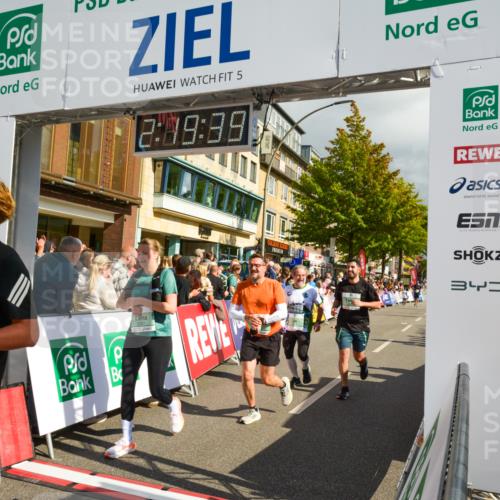 20.09.2026 - PSD Bank Halbmarathon LAZAROV Photography http://msf.ph/oto/10556269 20.09.2026 12:19:38 Ziel 1351, 1877, 2214, 2242, 3581, 3974, 4033, 4726, 4732 meine-sportfotos.de