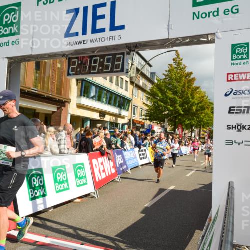 20.09.2026 - PSD Bank Halbmarathon LAZAROV Photography http://msf.ph/oto/10556321 20.09.2026 12:19:53 Ziel 1323, 1777, 2436, 2549, 2787, 3180, 3288, 4626 meine-sportfotos.de