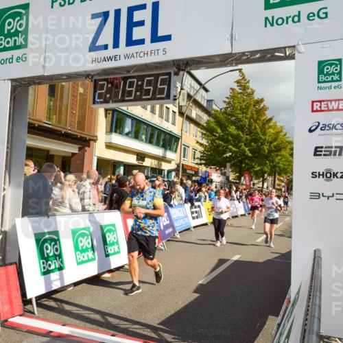 20.09.2026 - PSD Bank Halbmarathon LAZAROV Photography http://msf.ph/oto/10556328 20.09.2026 12:19:54 Ziel 1323, 1777, 2436, 2549, 2787, 3180, 3288, 3688, 4626 meine-sportfotos.de