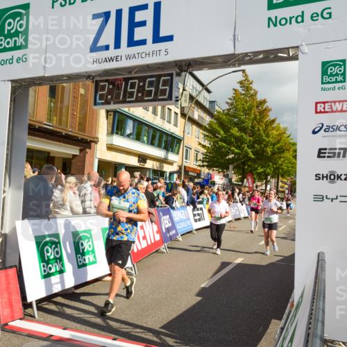 20.09.2026 - PSD Bank Halbmarathon LAZAROV Photography http://msf.ph/oto/10556329 20.09.2026 12:19:55 Ziel 1323, 1777, 2436, 2549, 2787, 3180, 3288, 3688, 3735, 4626 meine-sportfotos.de