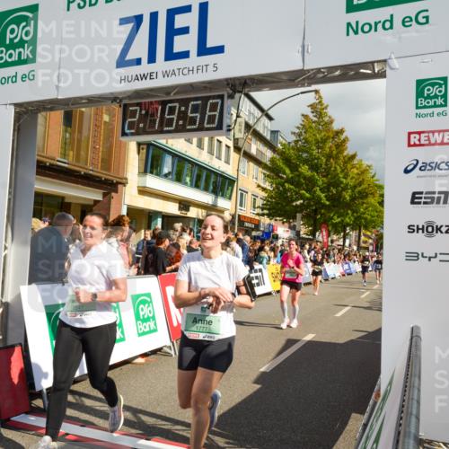 20.09.2026 - PSD Bank Halbmarathon LAZAROV Photography http://msf.ph/oto/10556336 20.09.2026 12:19:57 Ziel 1323, 1777, 2436, 2549, 2787, 3180, 3288, 3429, 3688, 3735, 4626 meine-sportfotos.de
