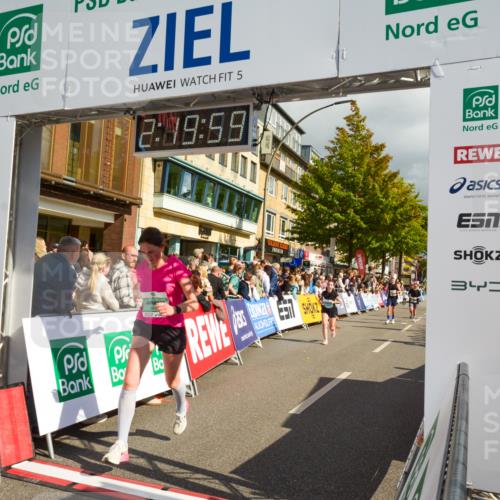 20.09.2026 - PSD Bank Halbmarathon LAZAROV Photography http://msf.ph/oto/10556343 20.09.2026 12:19:59 Ziel 1323, 1777, 2436, 2549, 2787, 3288, 3429, 3688, 3735, 4626 meine-sportfotos.de