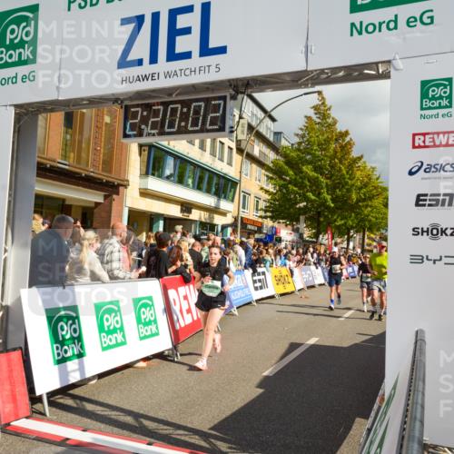 20.09.2026 - PSD Bank Halbmarathon LAZAROV Photography http://msf.ph/oto/10556351 20.09.2026 12:20:01 Ziel 1323, 1777, 2436, 2549, 2787, 3429, 3688, 3735, 4626, 4689 meine-sportfotos.de