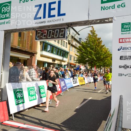 20.09.2026 - PSD Bank Halbmarathon LAZAROV Photography http://msf.ph/oto/10556352 20.09.2026 12:20:01 Ziel 1323, 1777, 2436, 2549, 2787, 3429, 3688, 3735, 4626, 4689 meine-sportfotos.de