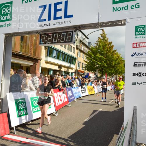 20.09.2026 - PSD Bank Halbmarathon LAZAROV Photography http://msf.ph/oto/10556353 20.09.2026 12:20:02 Ziel 1323, 1777, 2436, 2549, 2787, 3429, 3688, 3735, 4085, 4626, 4689 meine-sportfotos.de