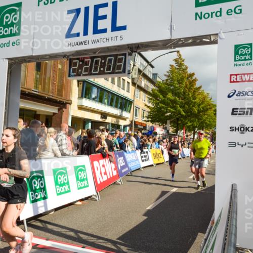 20.09.2026 - PSD Bank Halbmarathon LAZAROV Photography http://msf.ph/oto/10556355 20.09.2026 12:20:02 Ziel 1323, 1777, 2436, 2549, 2787, 3429, 3688, 3735, 4085, 4626, 4689 meine-sportfotos.de